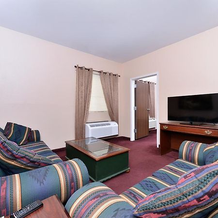 Americas Best Value Inn Somerville Texas Ruang foto