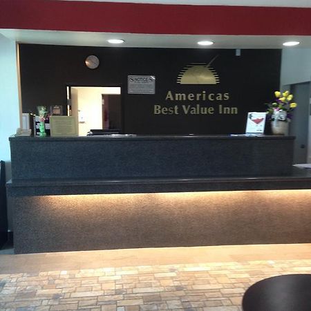 Americas Best Value Inn Somerville Texas Bagian luar foto