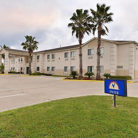 Americas Best Value Inn Somerville Texas Bagian luar foto