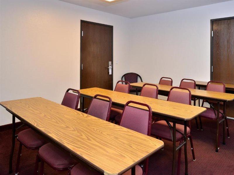 Americas Best Value Inn Somerville Texas Bagian luar foto