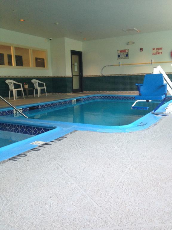 Americas Best Value Inn Somerville Texas Bagian luar foto