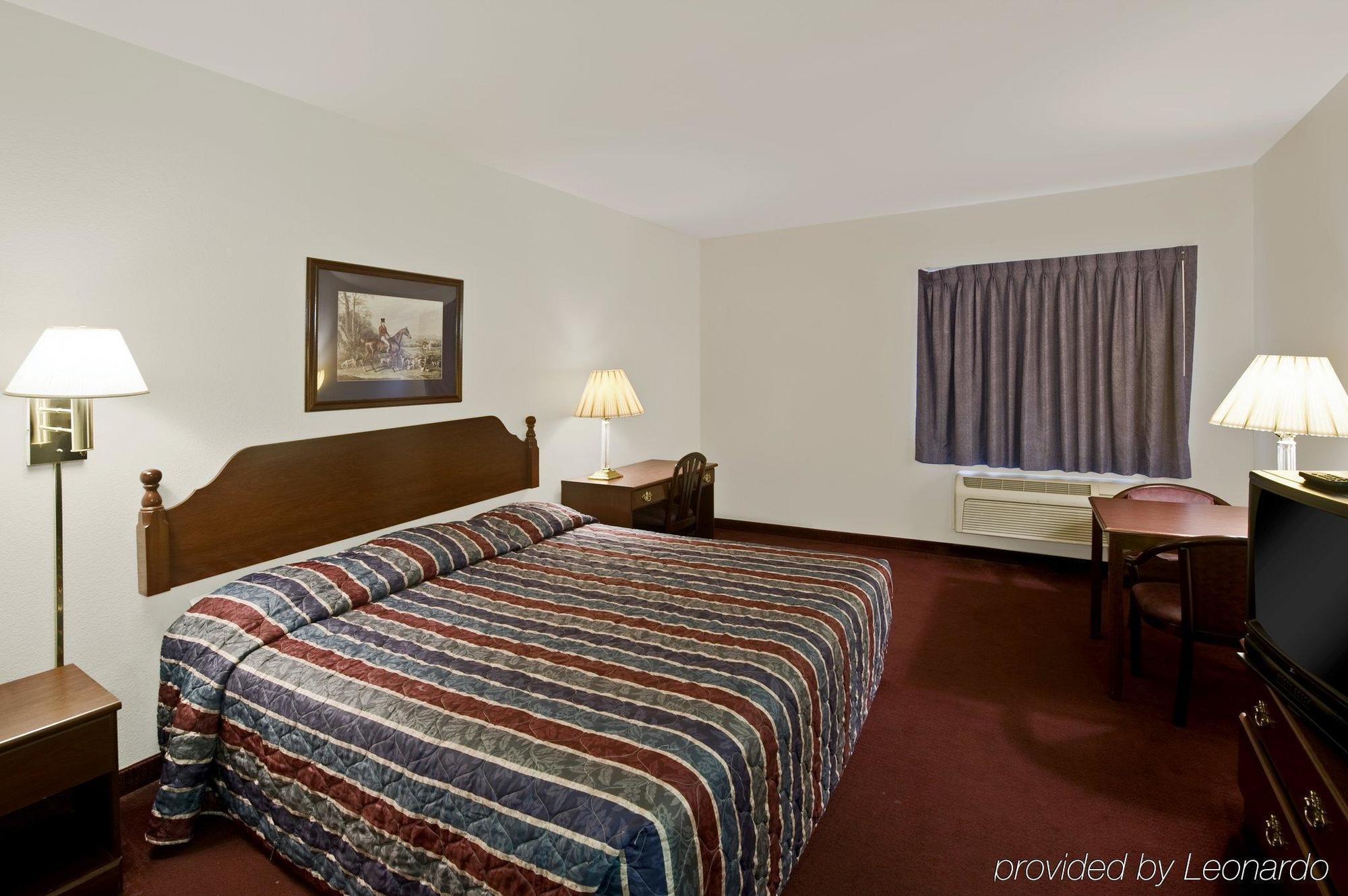 Americas Best Value Inn Somerville Texas Ruang foto
