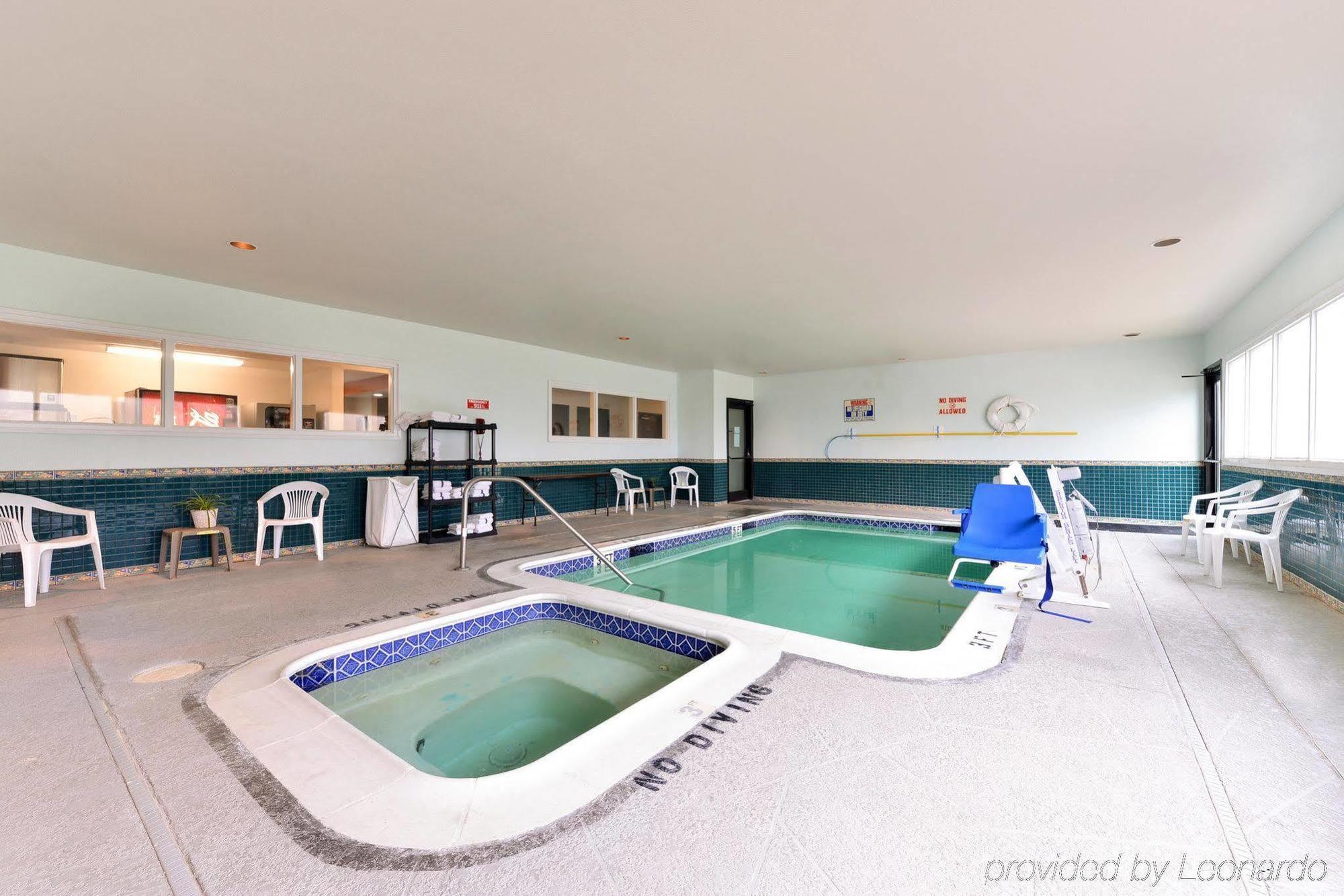 Americas Best Value Inn Somerville Texas Bagian luar foto