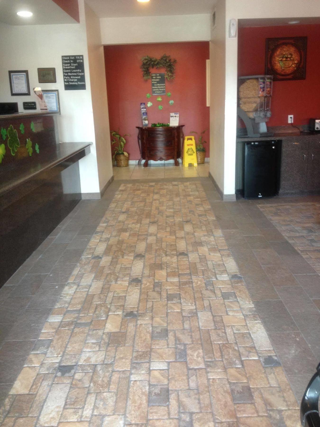 Americas Best Value Inn Somerville Texas Bagian luar foto